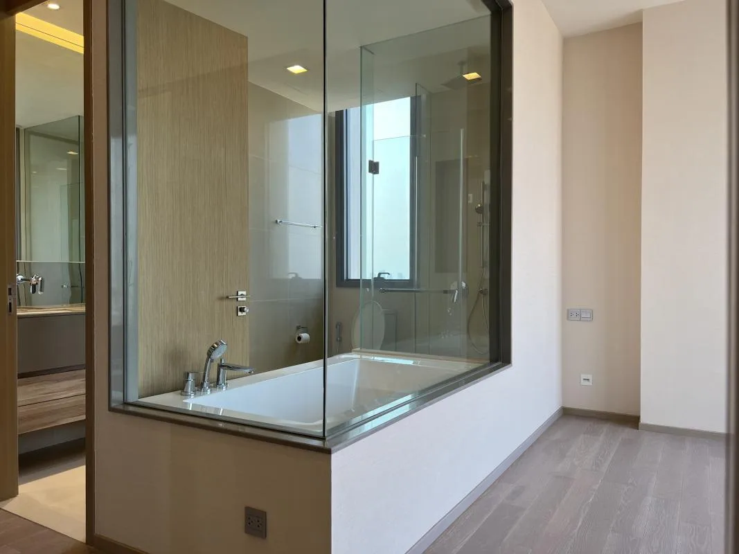 Property photos for The Esse Asoke