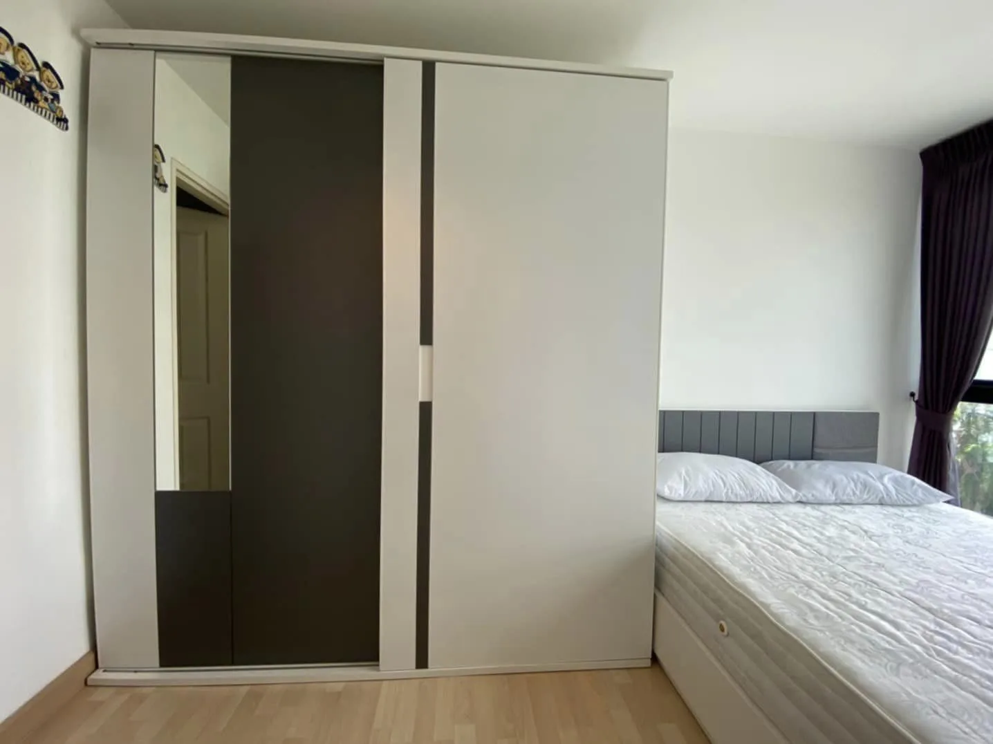 Property photos for Chateau In Town Phahonyothin 32