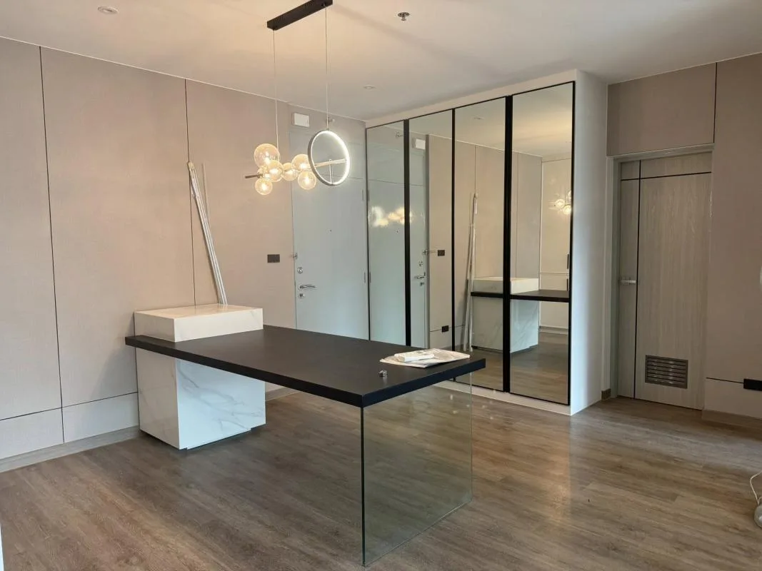 Property photos for Silom Grand Terrace