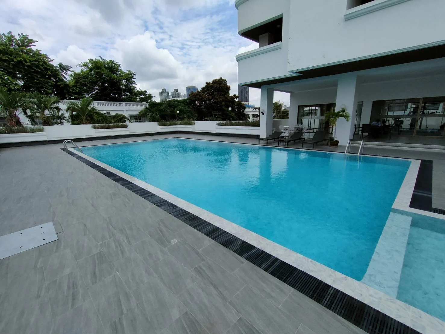 Property photos for Tipamas Mansion