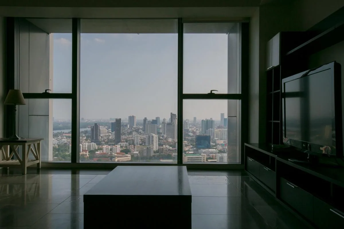Property photos for The Met