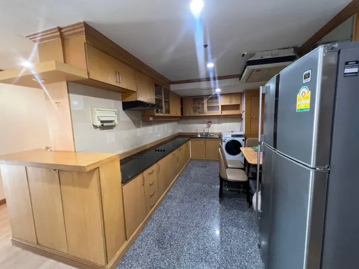 Property photos for Silom Suite