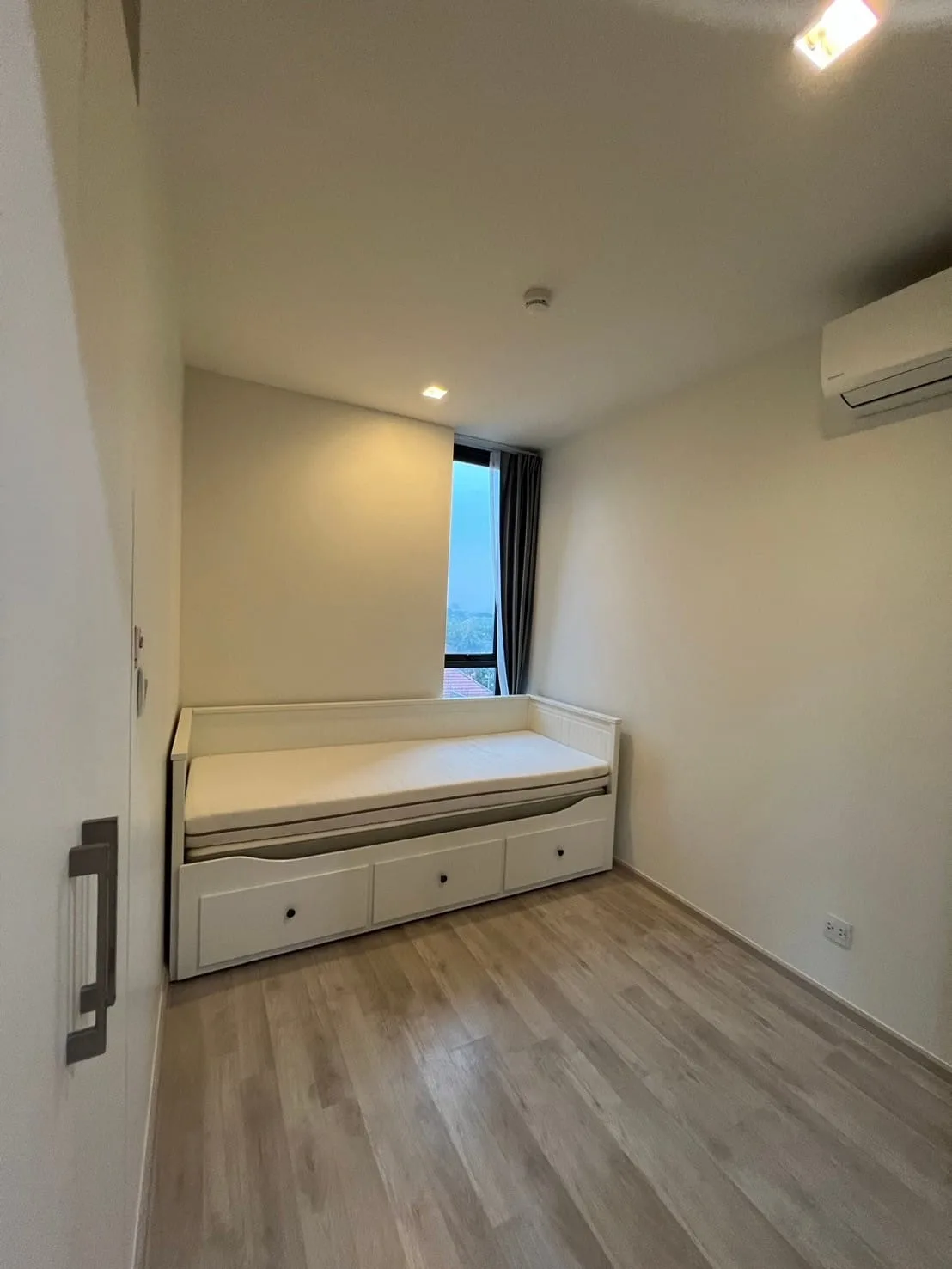 Property photos for Chambers Cher Ratchada ??? Ramintra