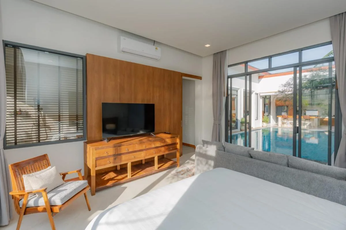 Property photos for Urmi Villa