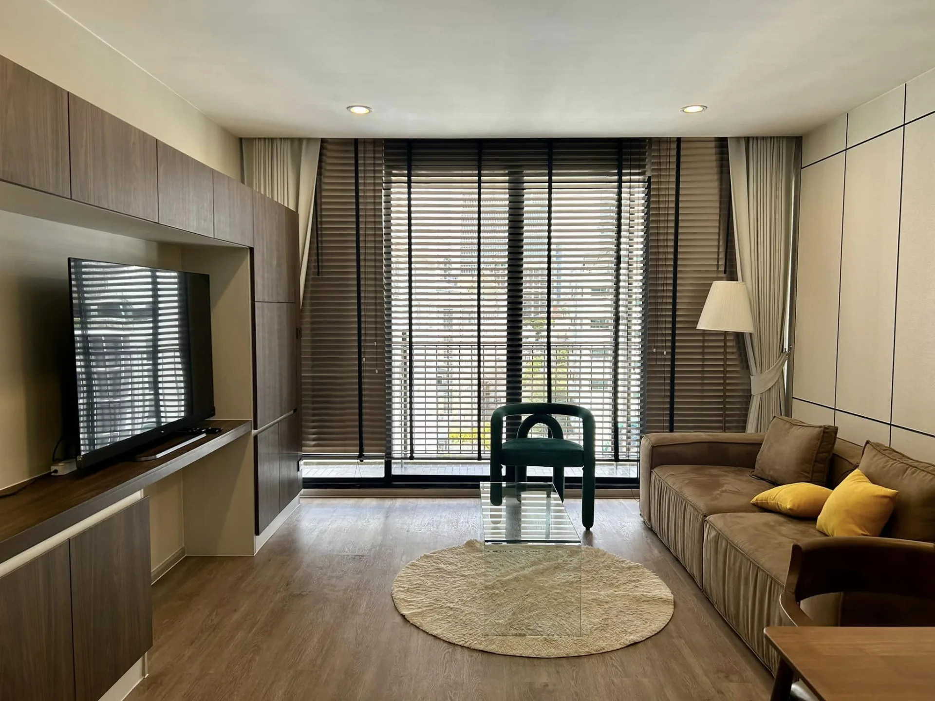 Property photos for Noble Above Wireless-Ruamrudee