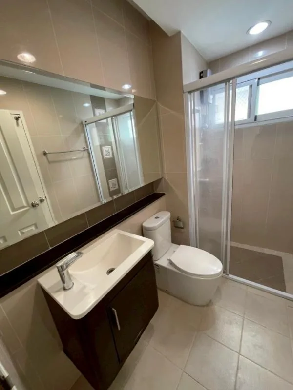 Property photos for Baan Klang Krung Sathon - Charoenrat