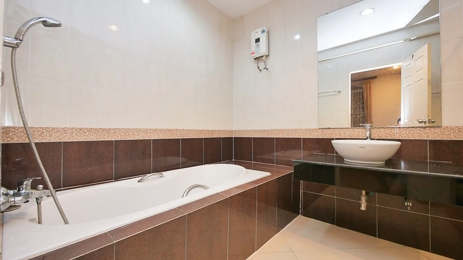 Property photos for Grand Vienna Rama 3 House