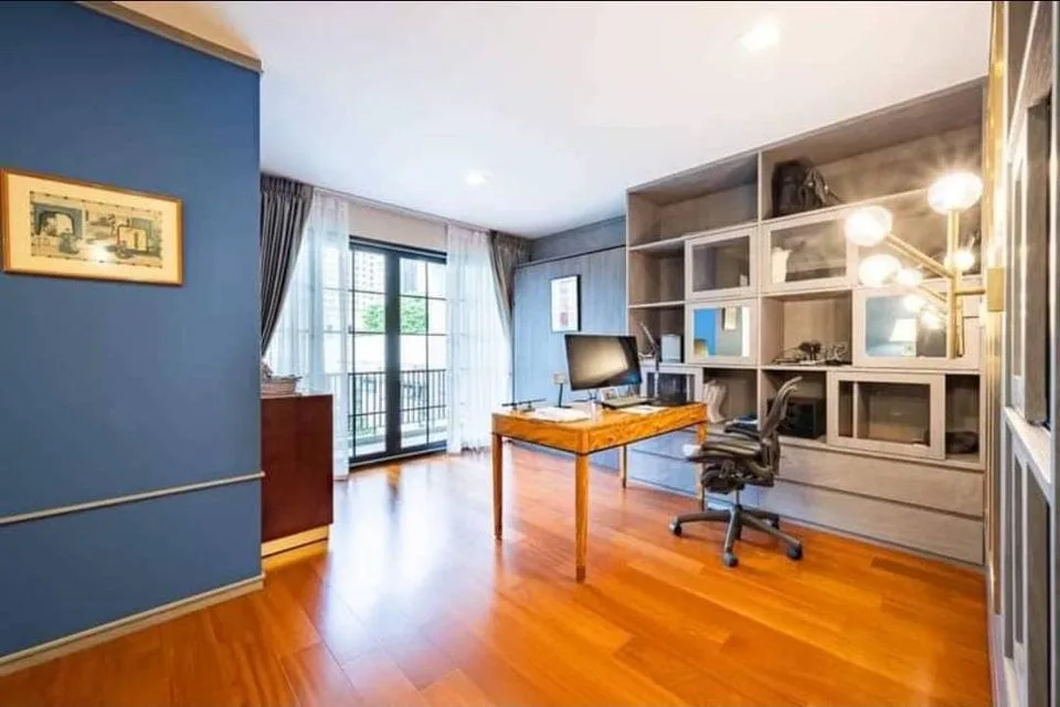 Property photos for Quarter 31