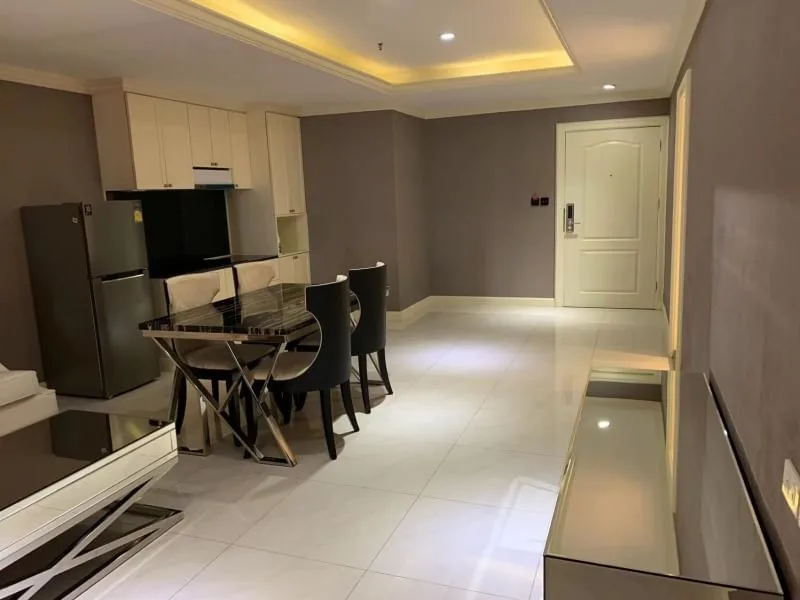 Property photos for State Tower