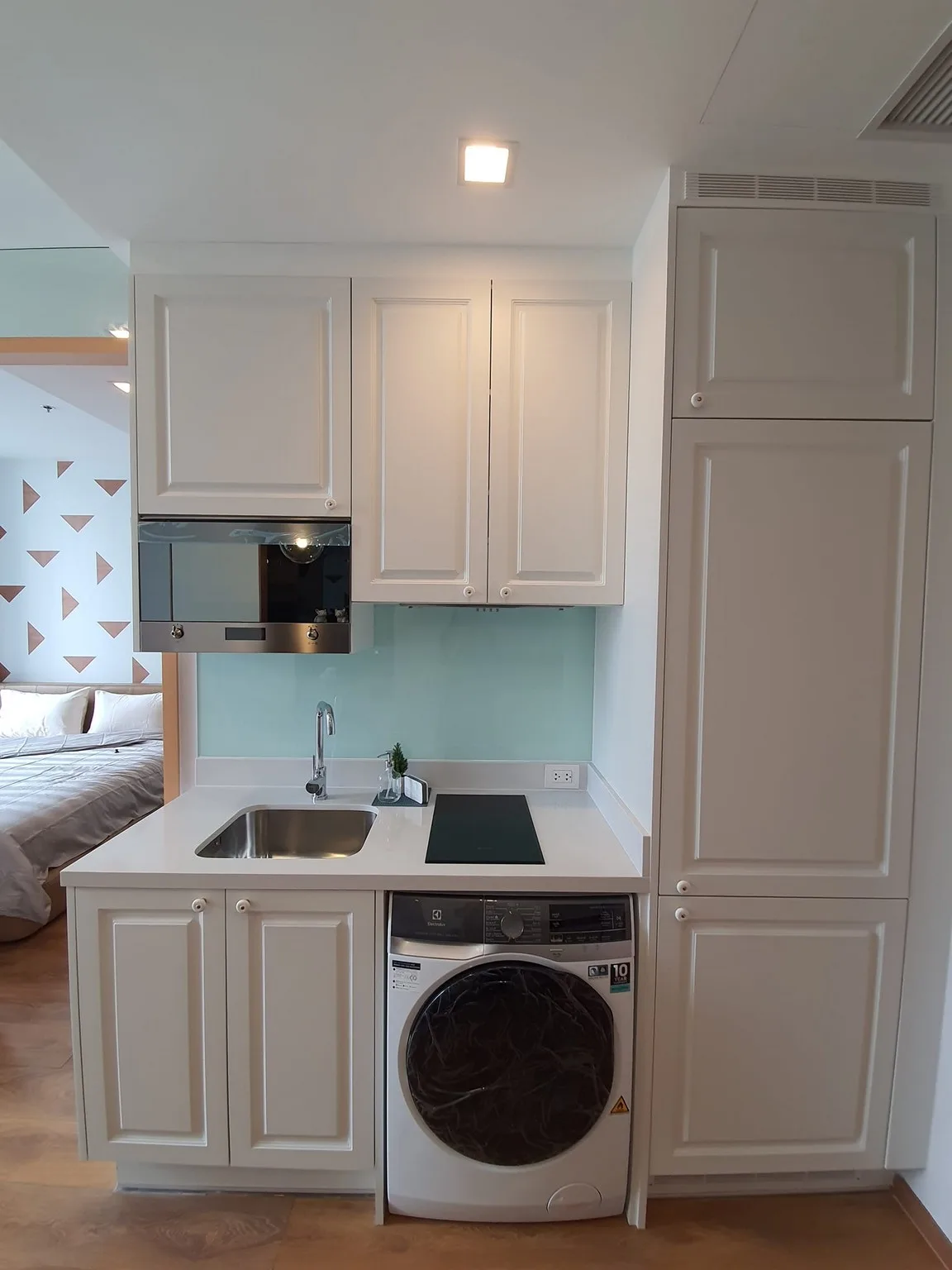 Property photos for Noble BE 33