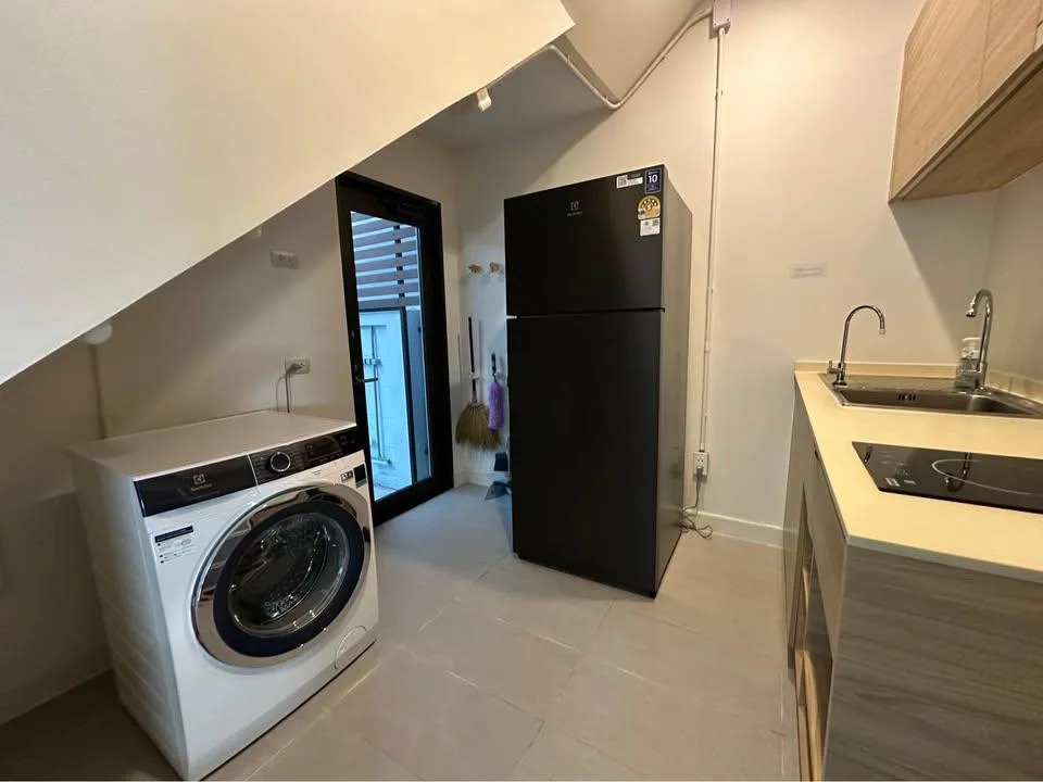 Property photos for Baan Klang Muang Classe Ekkamai-ramintra