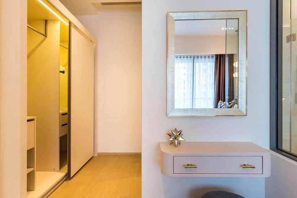 Property photos for The Strand Thonglor