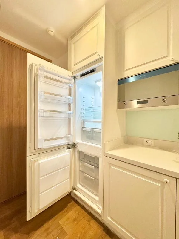 Property photos for Noble BE 33