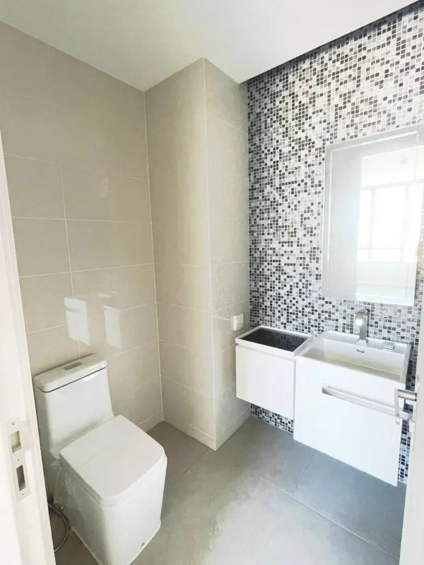 Property photos for 333 Riverside