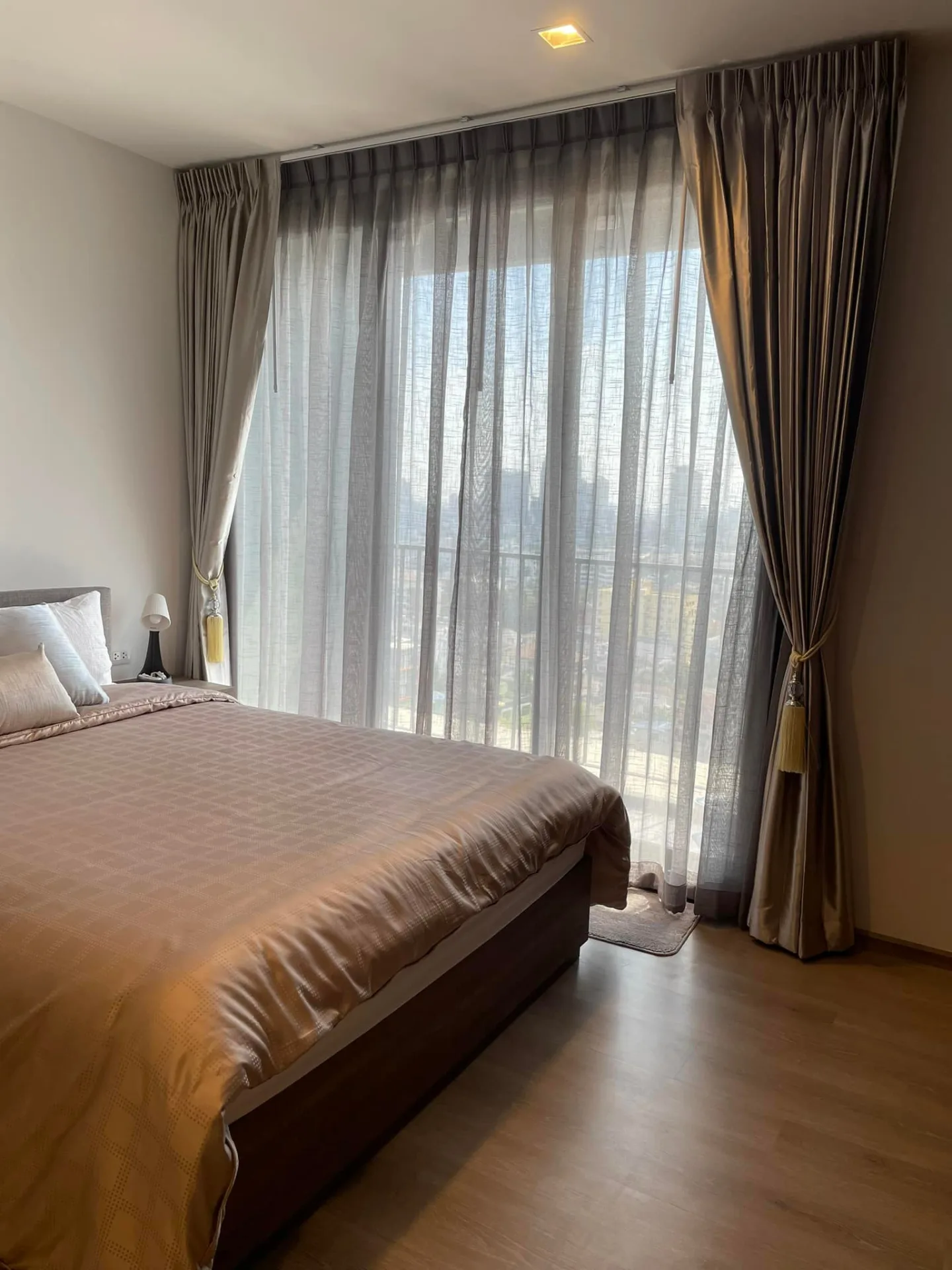 Property photos for THE LINE Phahonyothin Park