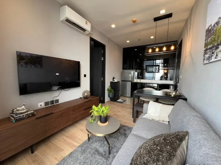 Property photos for Noble Around Ari