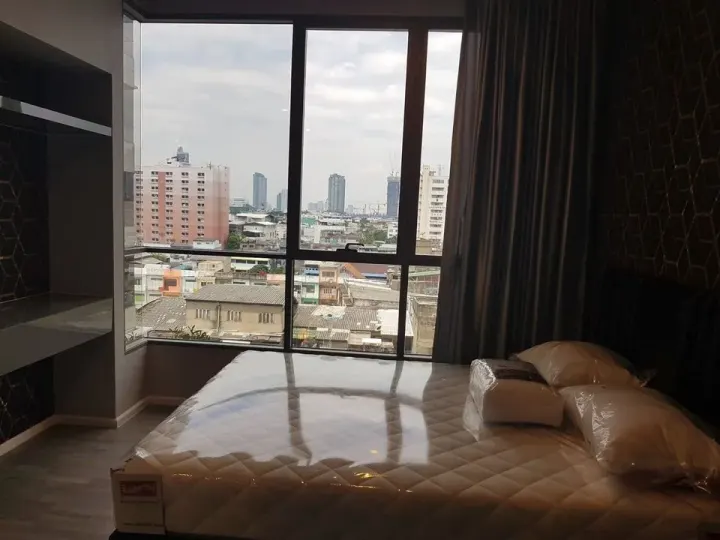 Property photos for The Room Sathorn - St.Louis