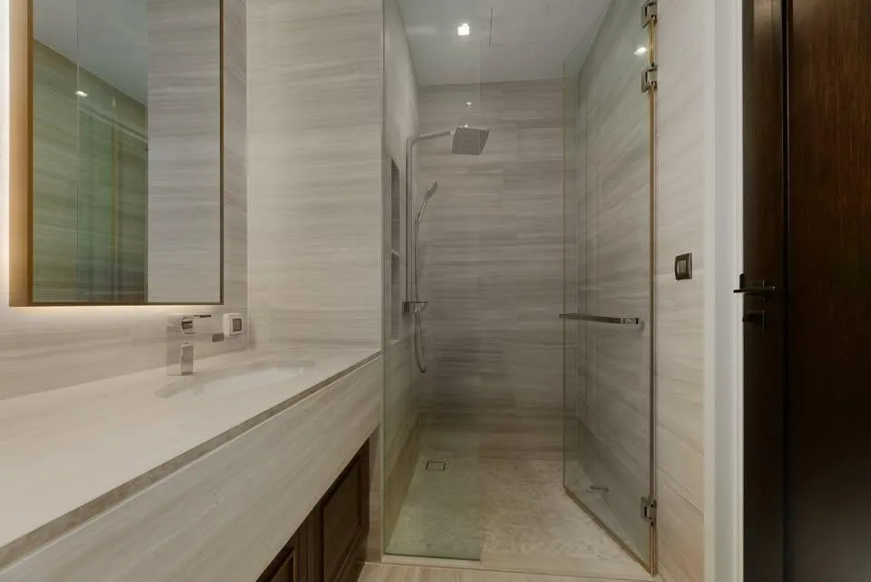 Property photos for The Diplomat 39