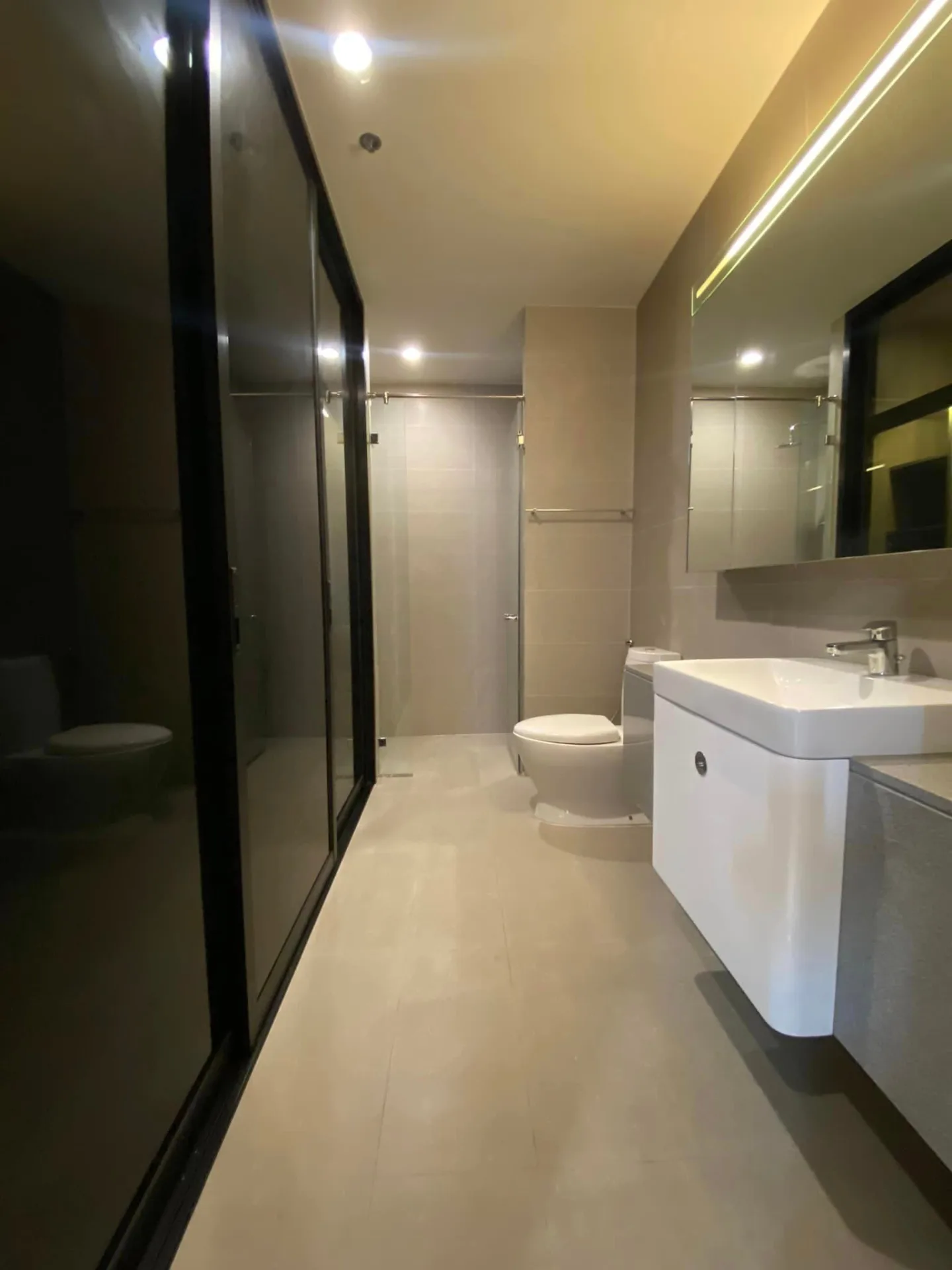 Property photos for Noble Ploenchit