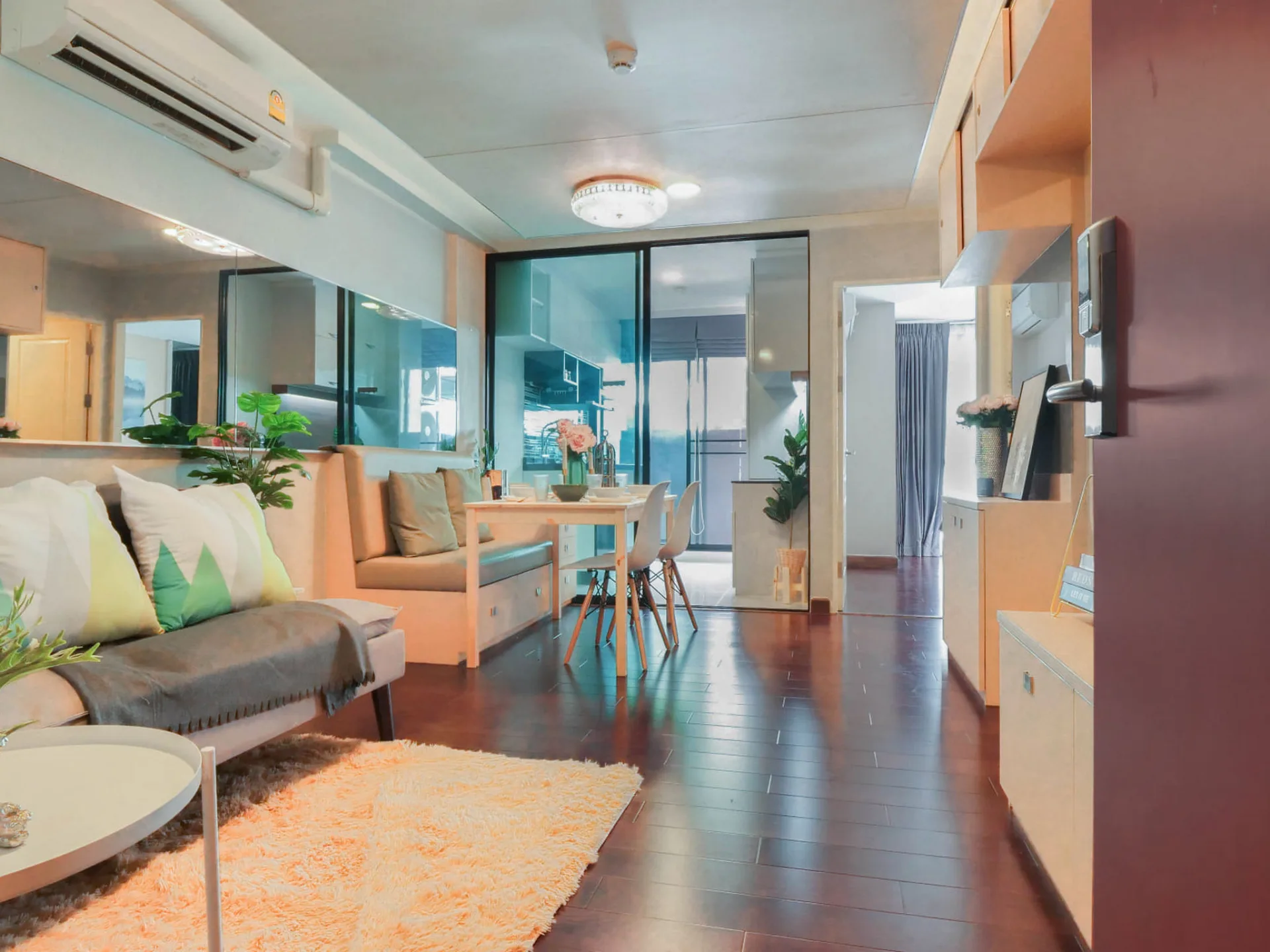 Property photos for Bangkok Feliz Sathorn - Taksin