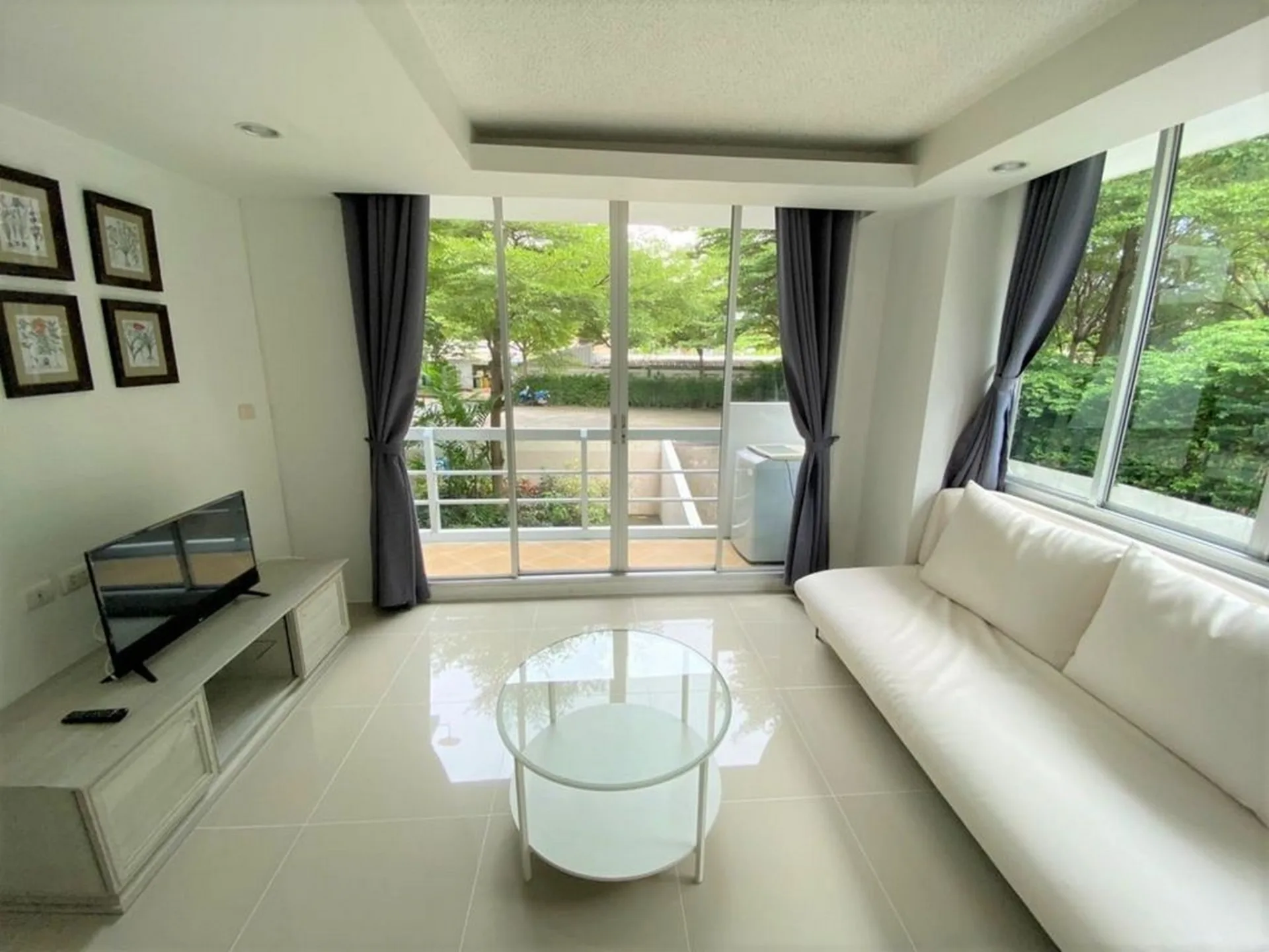 Property photos for The Waterford Sukhumvit 50 Onnut