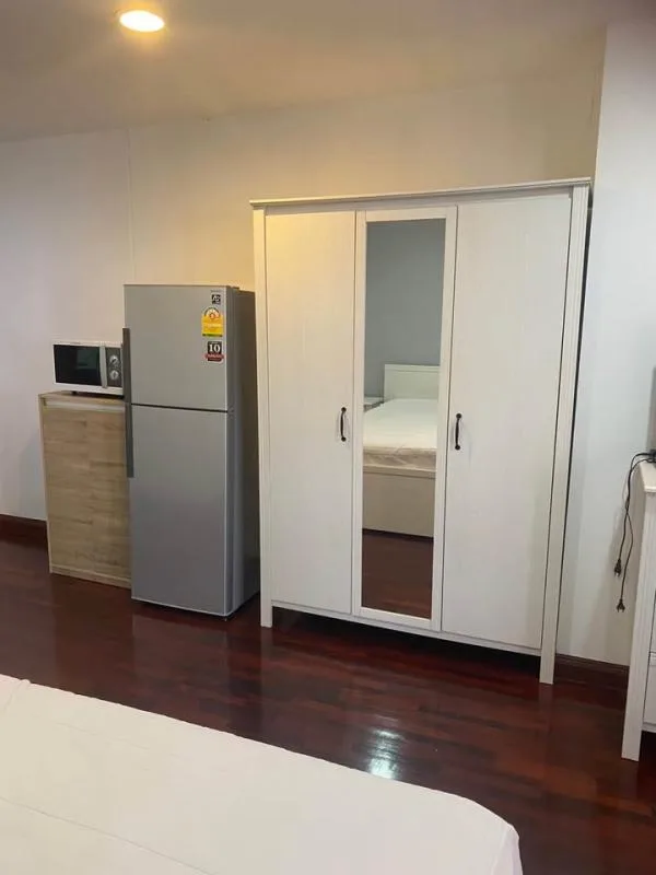 Property photos for Baan Paholyothin Place