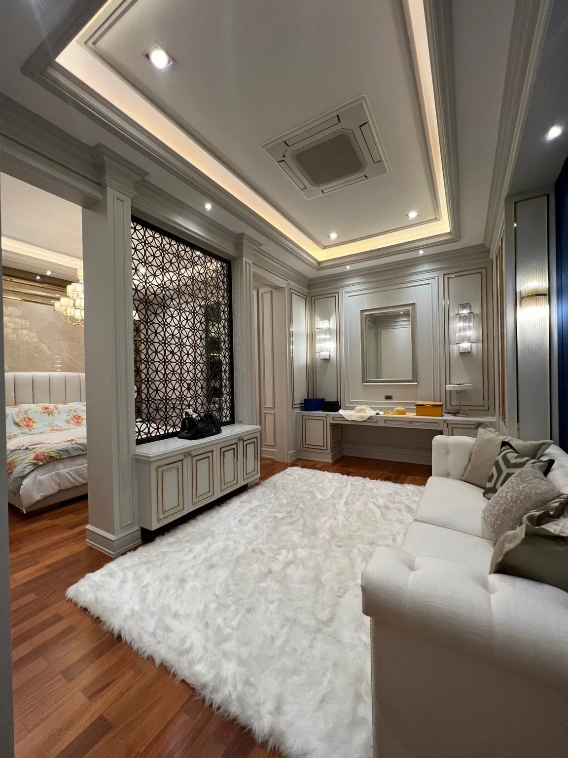 Property photos for THE GRAND PINKLAO