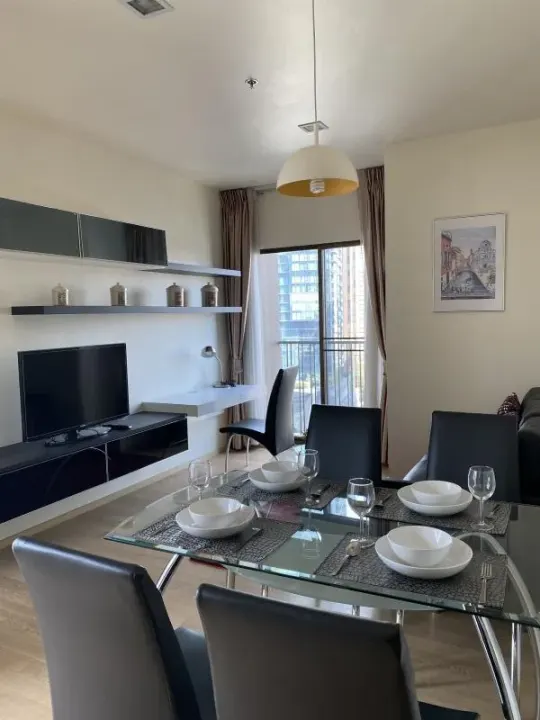 Property photos for Noble Refine