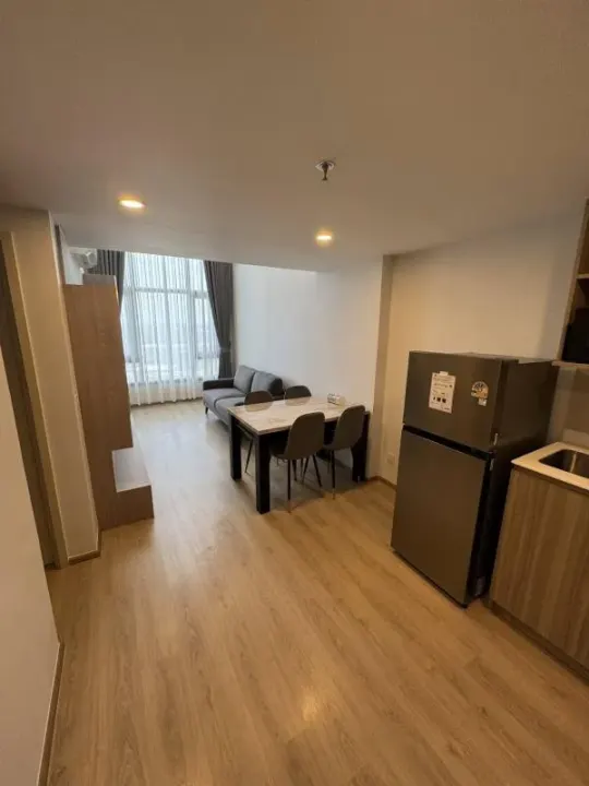 Property photos for Life Rama 4 - Asoke