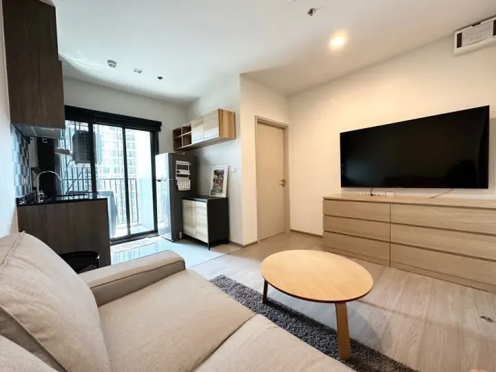 Property photos for The Base Phetchaburi-thonglor