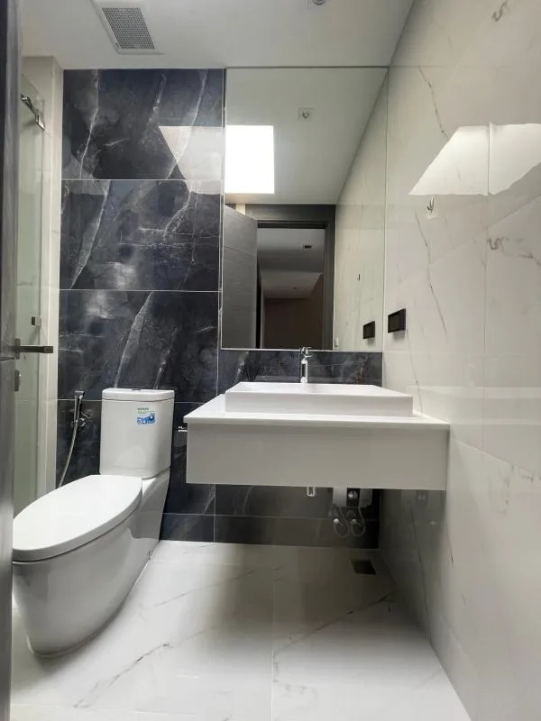Property photos for The Park Lane Sukhumvit-bearing