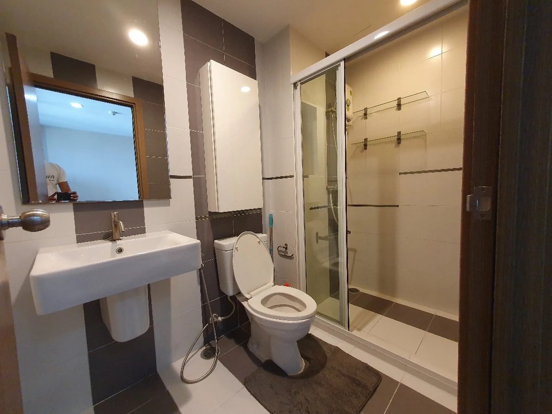 Property photos for The Base Sukhumvit 77