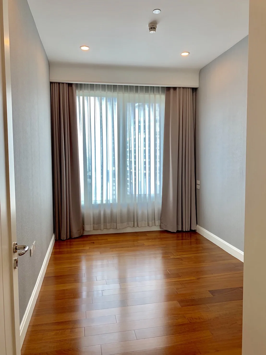Property photos for Q Langsuan