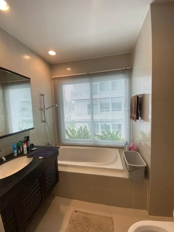 Property photos for Noble Ora