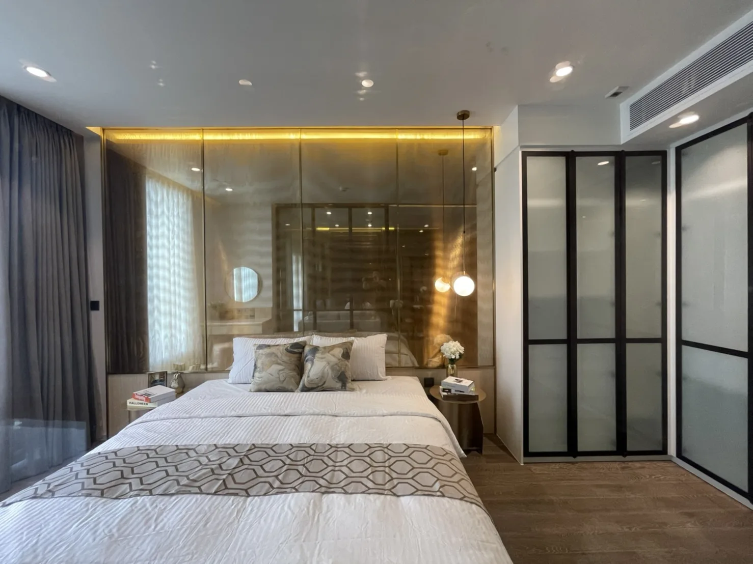 Property photos for MUNIQ Sukhumvit 23