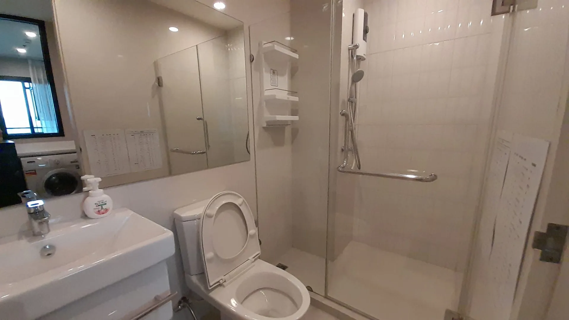 Property photos for Life Asoke