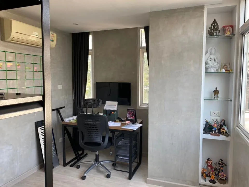 Property photos for J.W. Boulevard Srivara