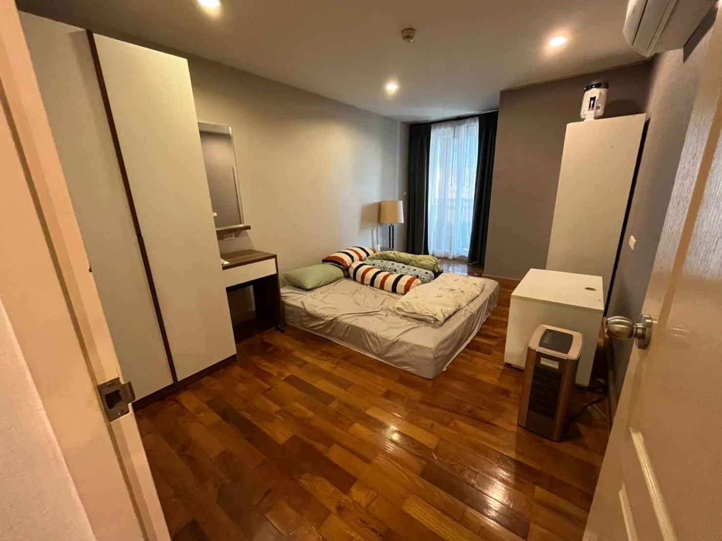 Property photos for The Niche Sukhumvit 49