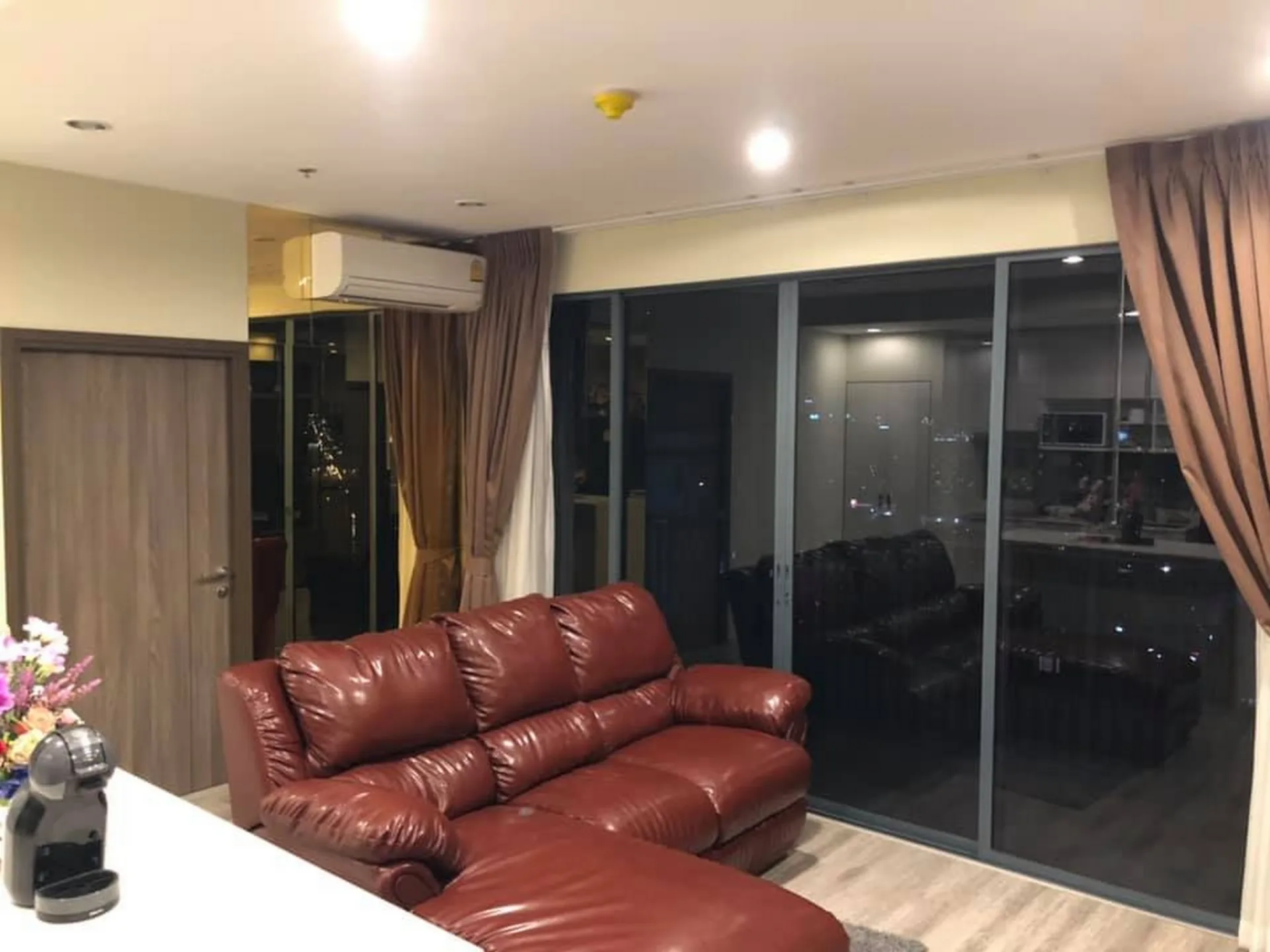 Property photos for IDEO Mobi Sukhumvit 66