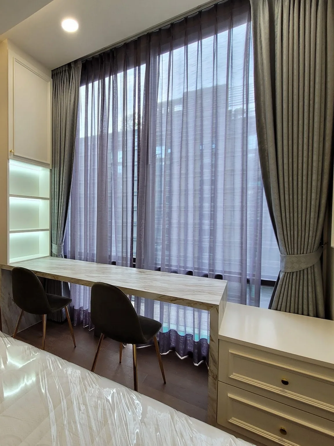Property photos for Muniq Langsuan