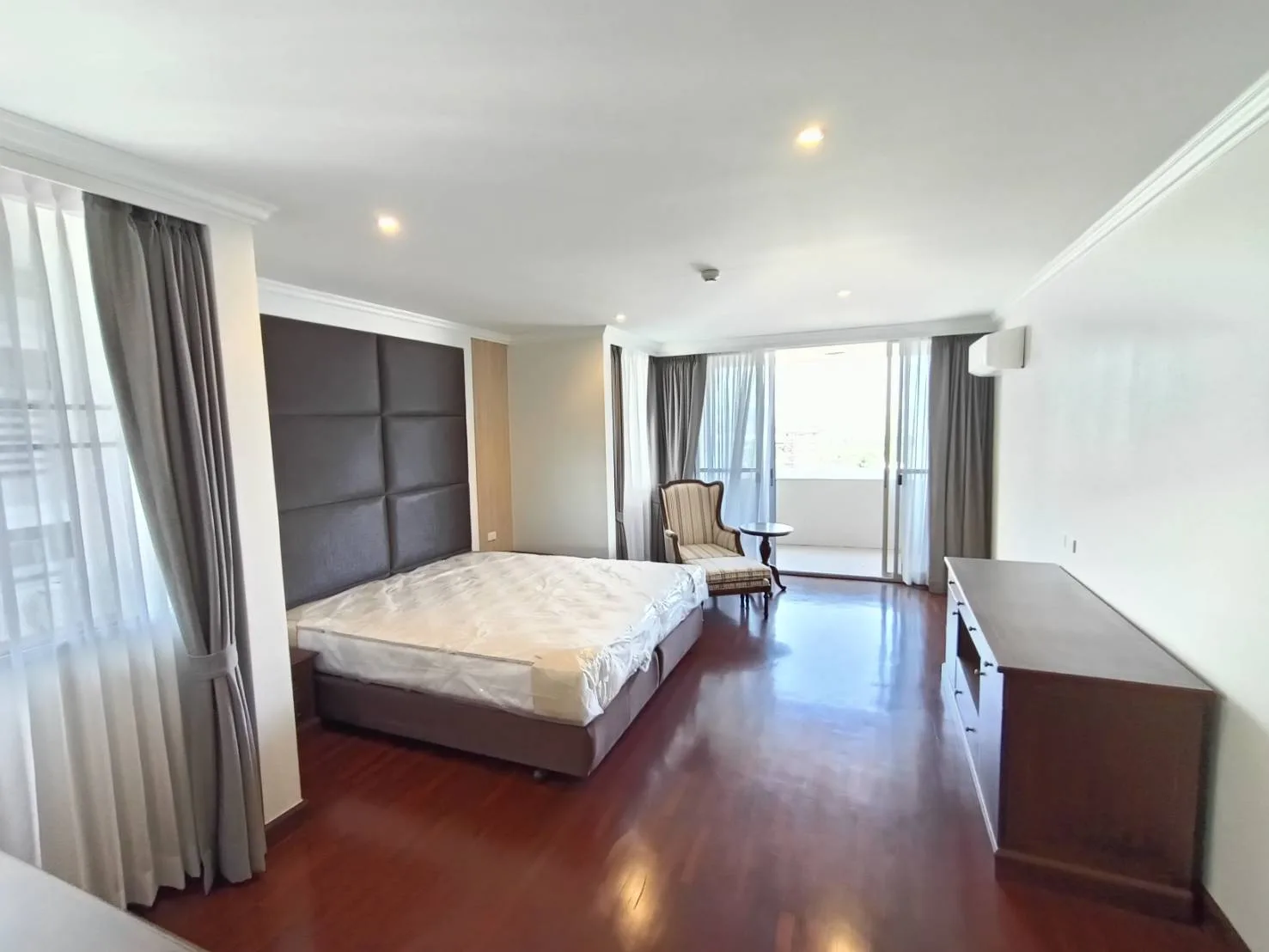 Property photos for Newton Tower