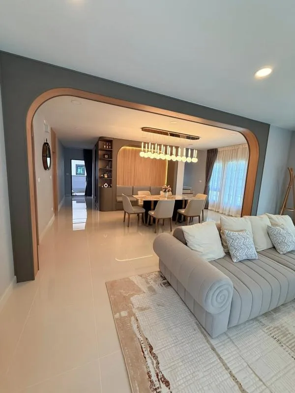 Property photos for Centro Bangna - Km.7