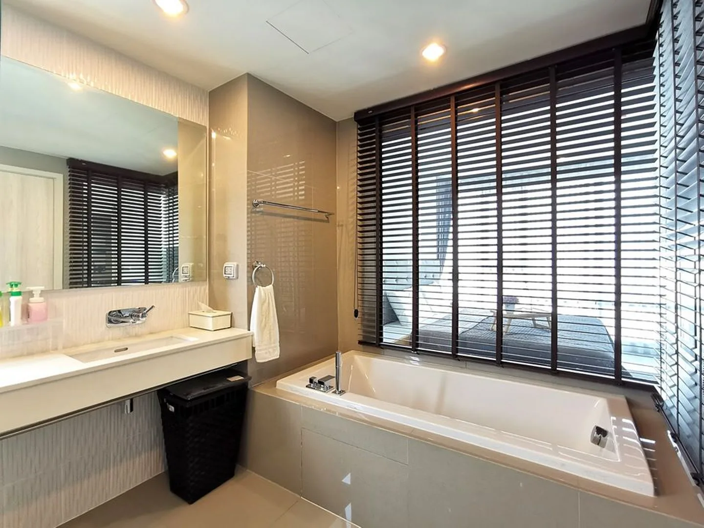 Property photos for Rhythm Sukhumvit 42