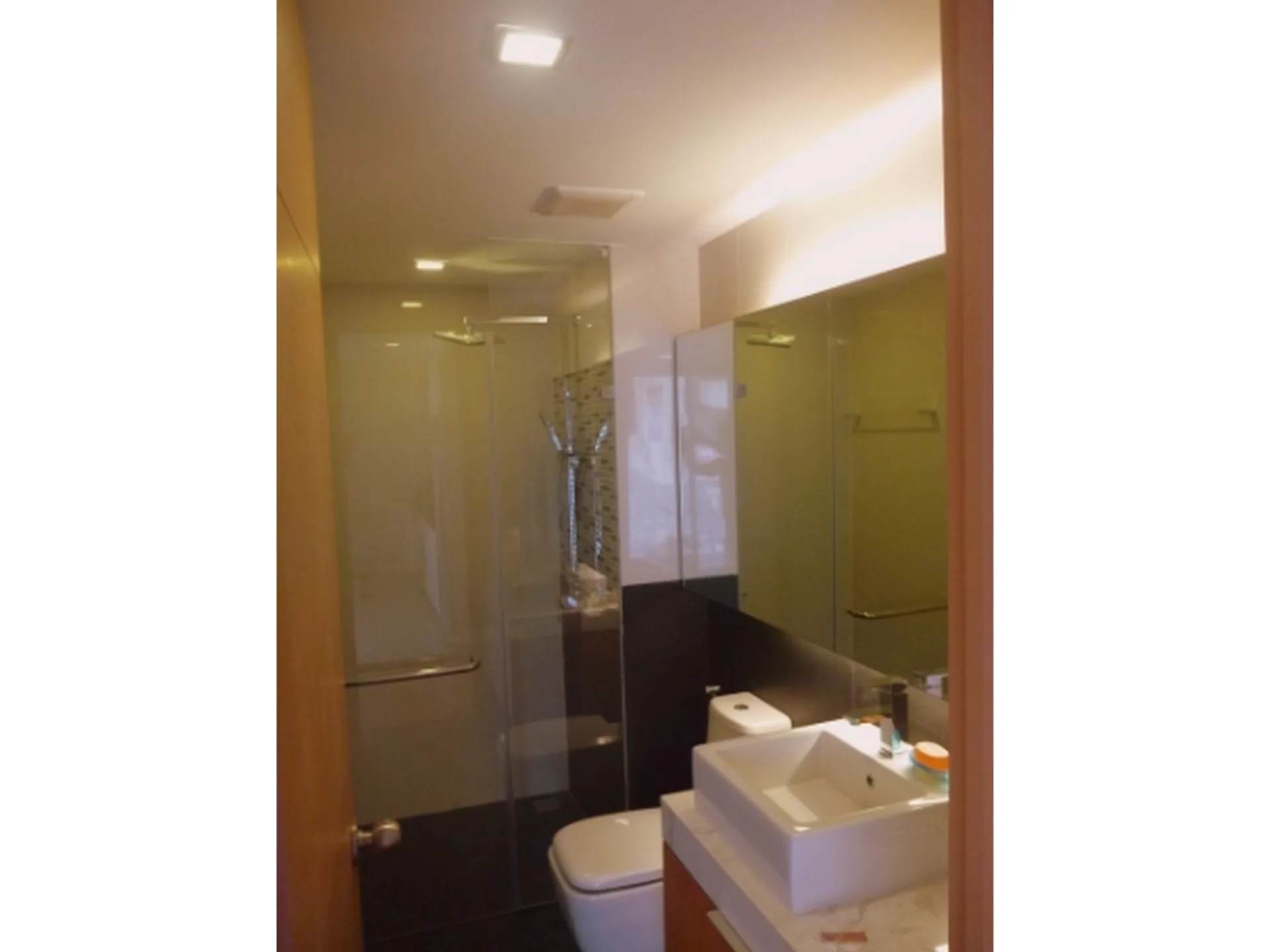 Property photos for Xvi - The Sixteenth Condominum