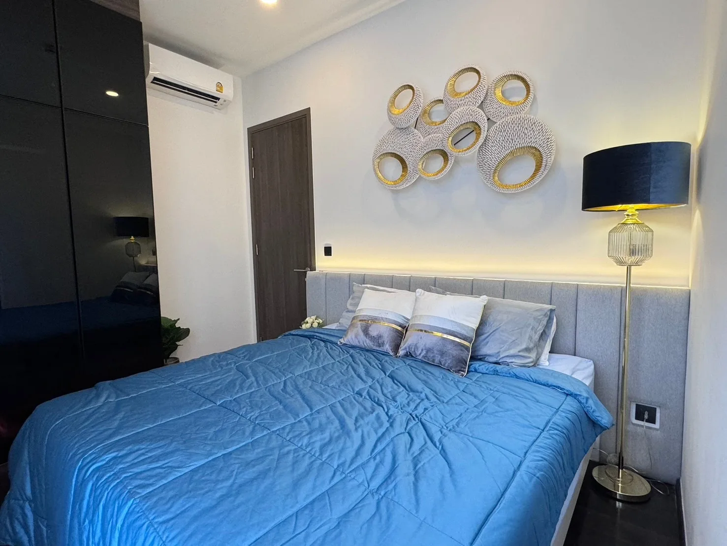 Property photos for Park Origin Thonglor