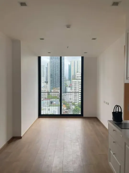 Property photos for Noble BE 33