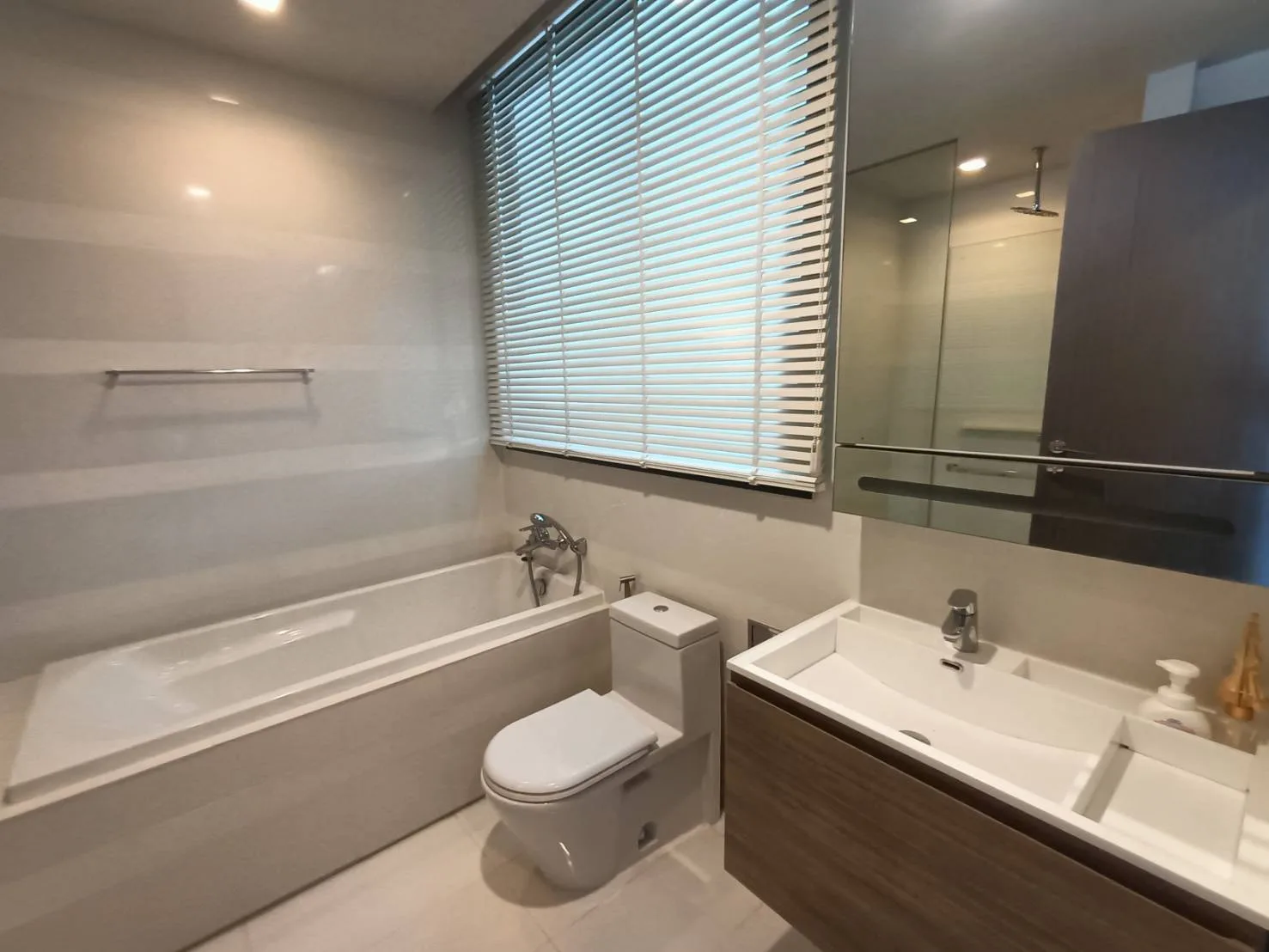 Property photos for Keyne