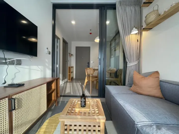Property photos for Life Asoke Hype