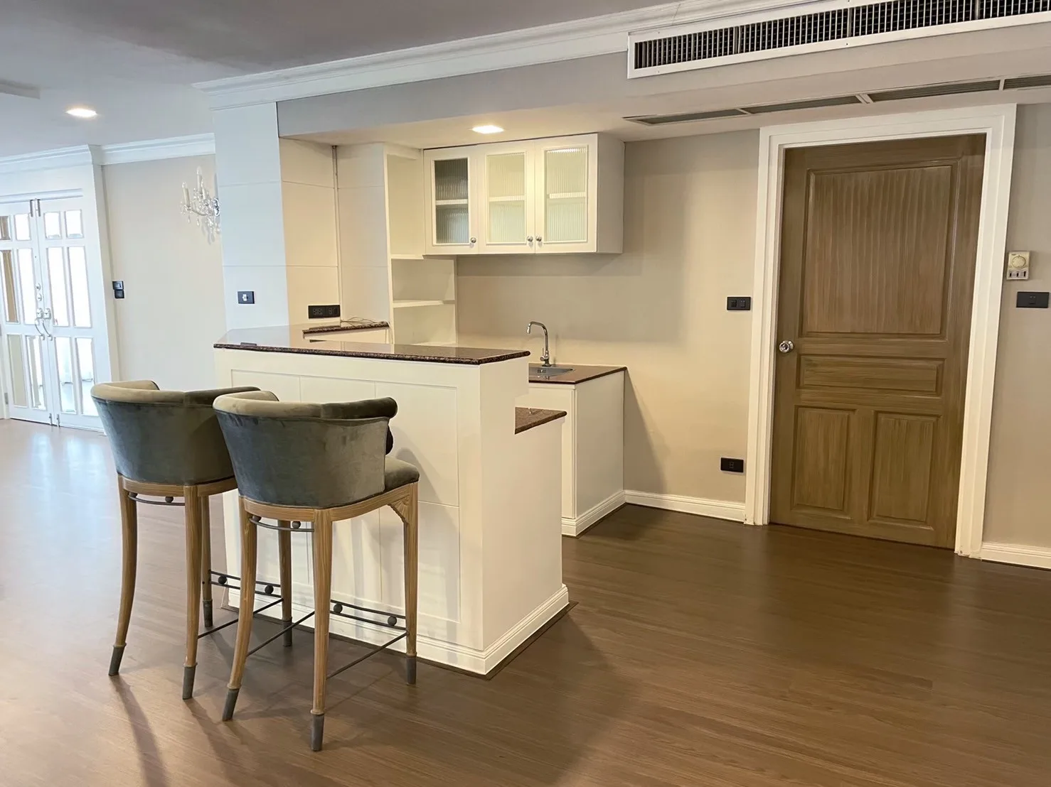 Property photos for Oriental Towers