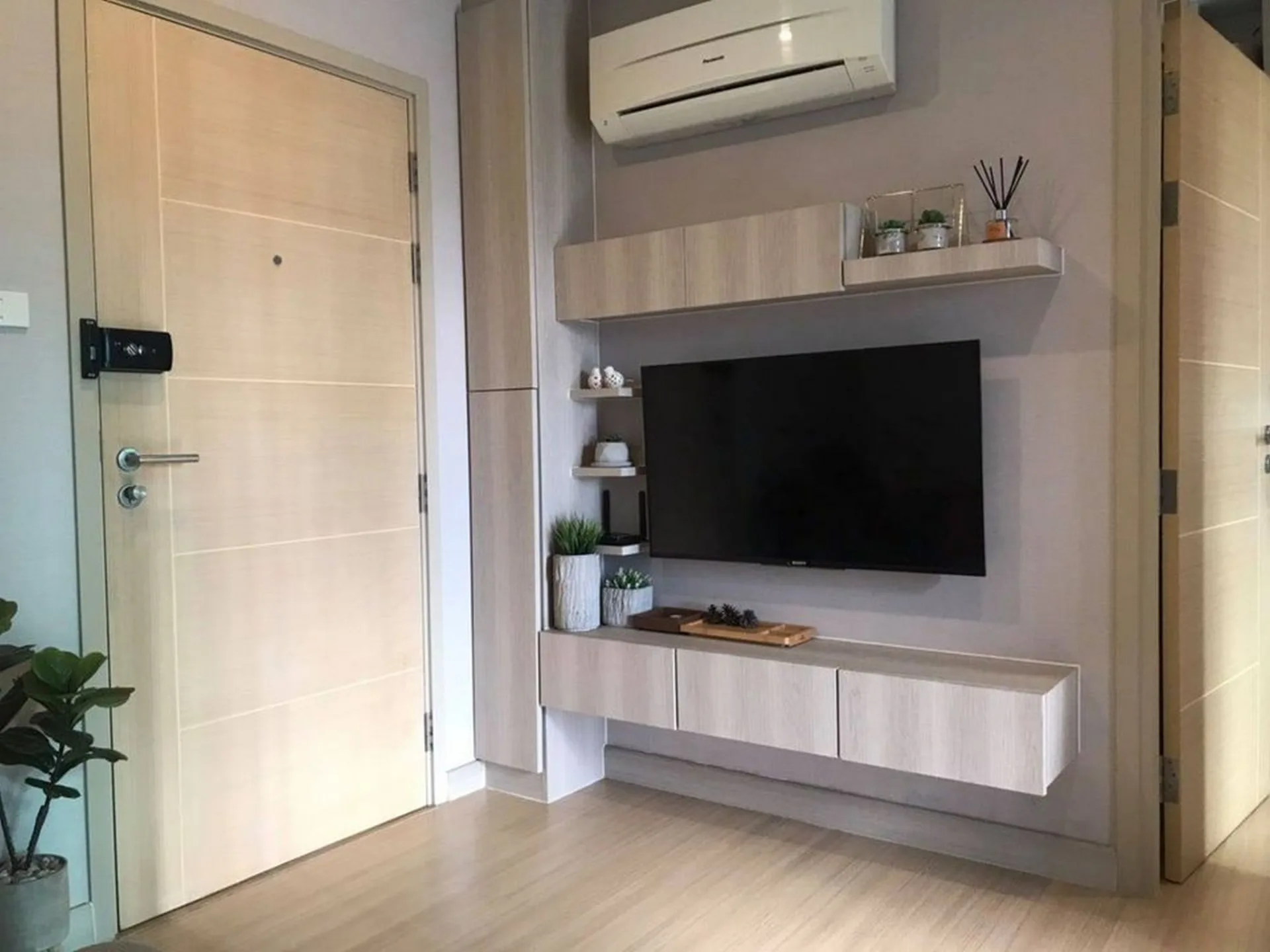 Property photos for The Teak Sukhumvit 39